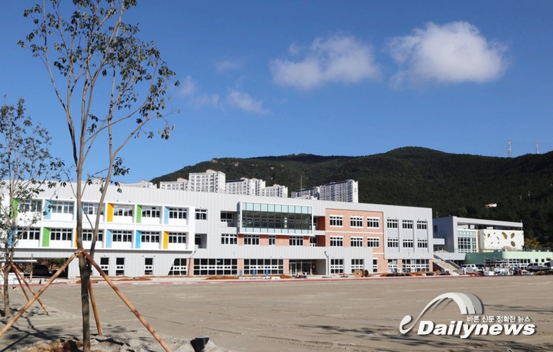 ▲ 한국창의예술고등학교 전경(사진=광양시)